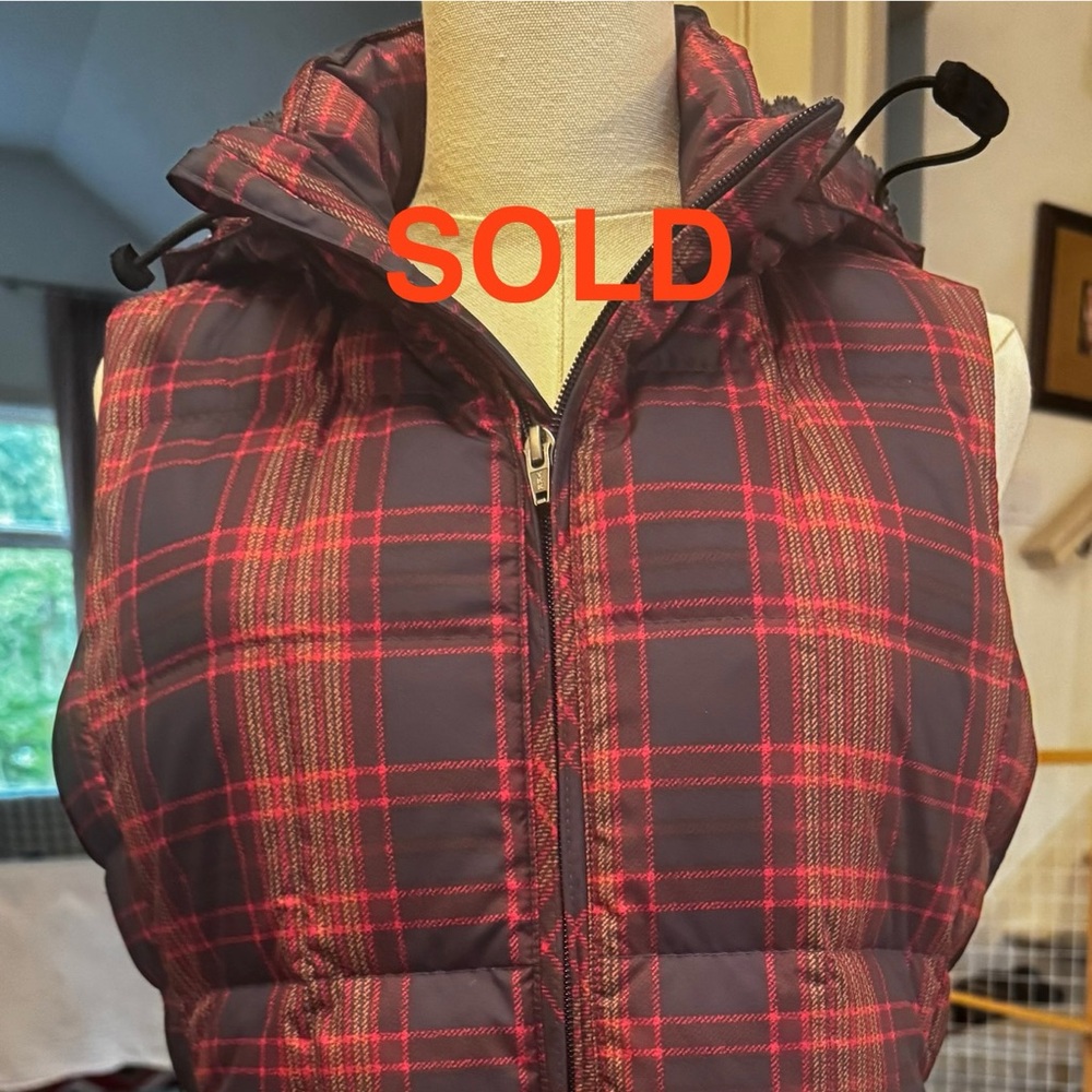 Women’s size medium Patagonia down vest
